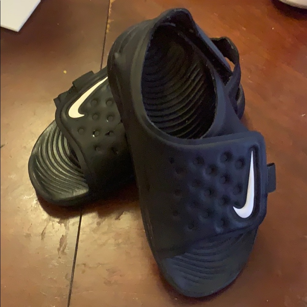 Nike Sunray Sandals Sz 7